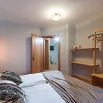 Apartment M *